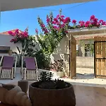 Ferienhaus Katoi Traditional House *