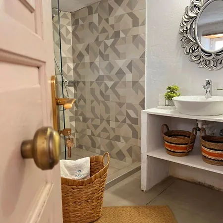 Casa vacanze Katoi Traditional House *
